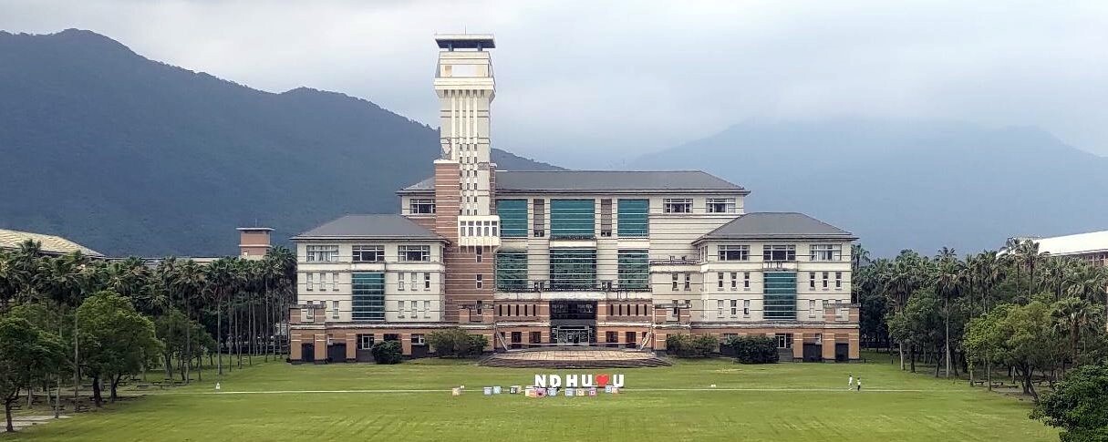 東華大學畢業季圖書館旁打卡景點