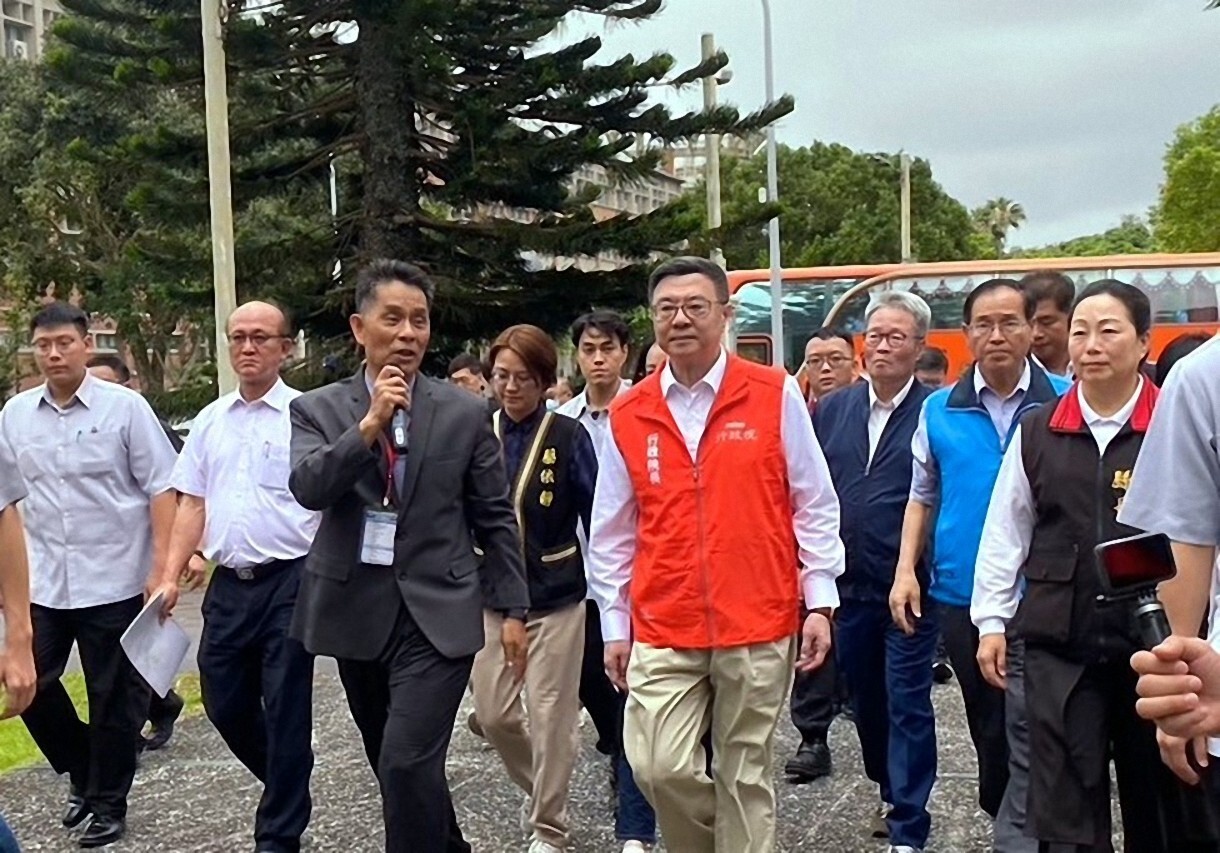 徐輝明校長說明理工學院一館C、D棟受災情情形