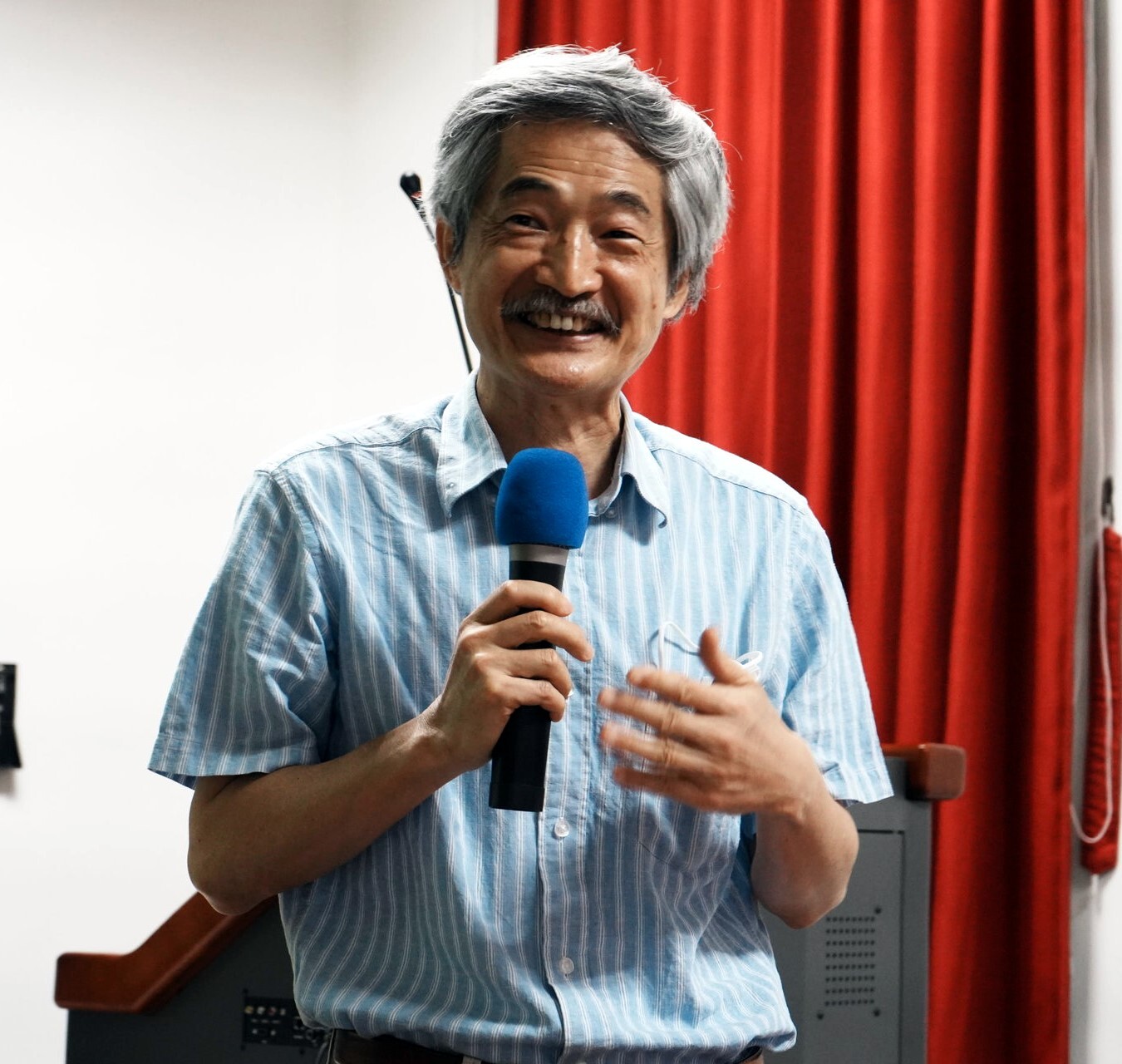 總召集人李進益老師主持