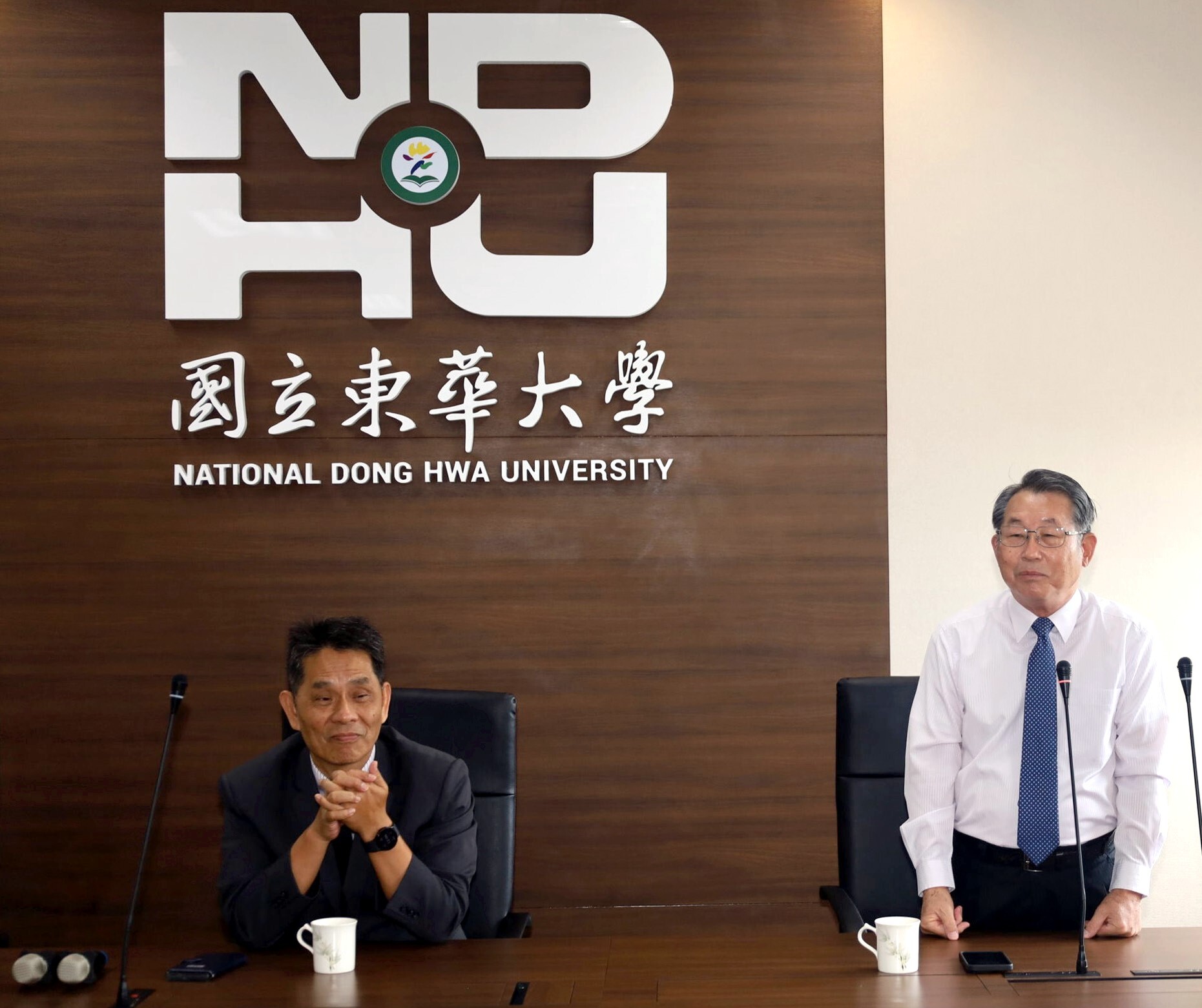 莊清萬董事長致詞表示,東華大學是東部極重要的大學,遭受地震災害,理當捐款協助