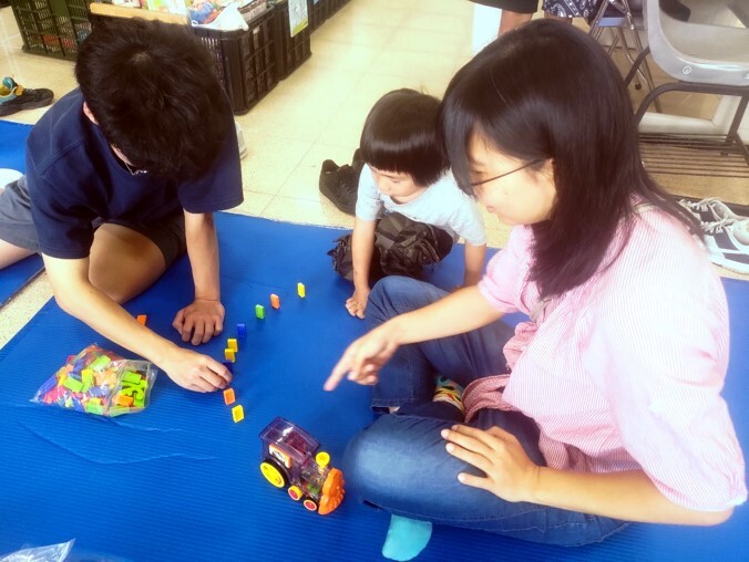 學生服務性社團「樂鄰小太陽」帶領縣內小朋友一同遊樂