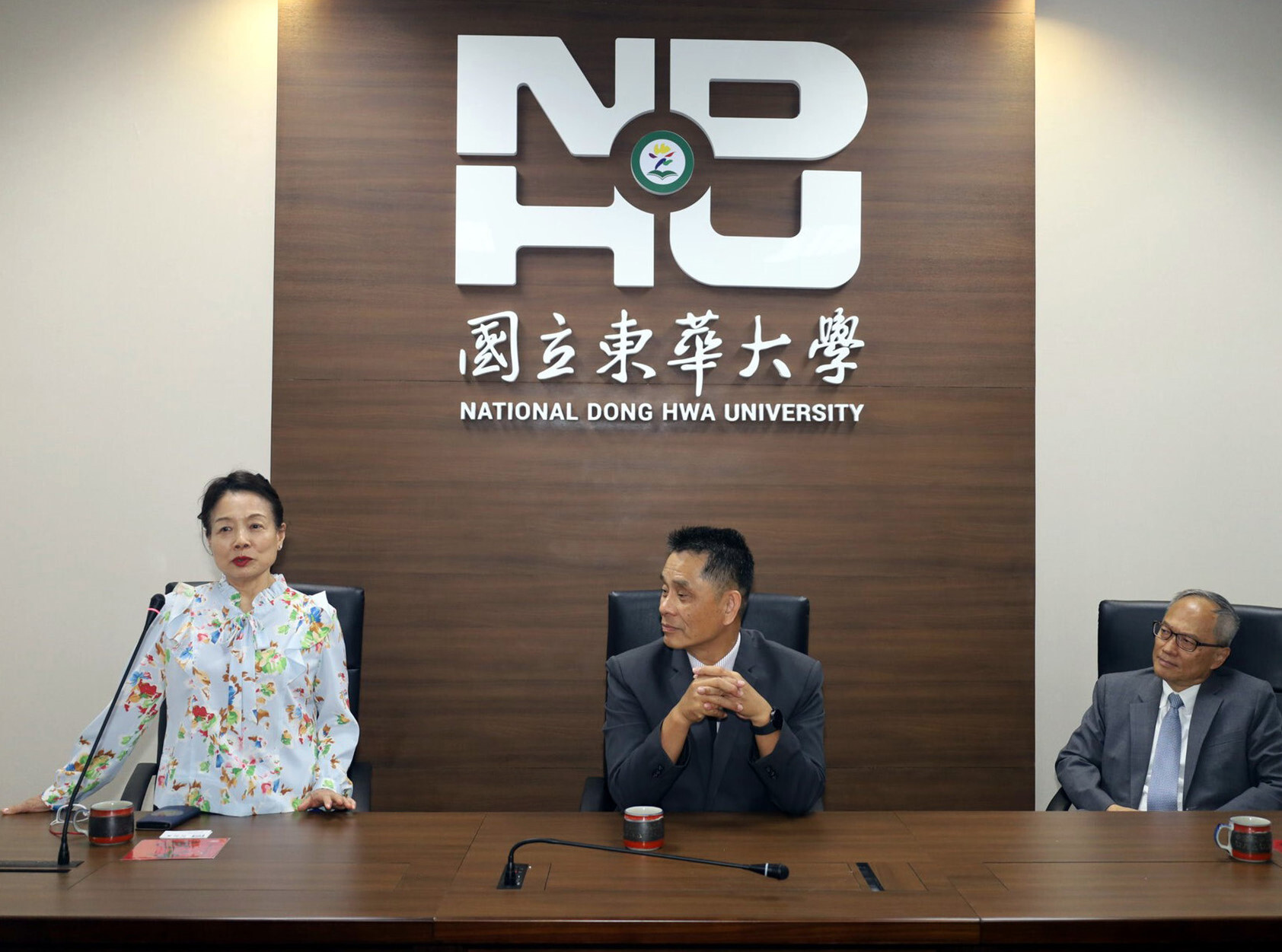 張吳雪娥僑務委員致詞