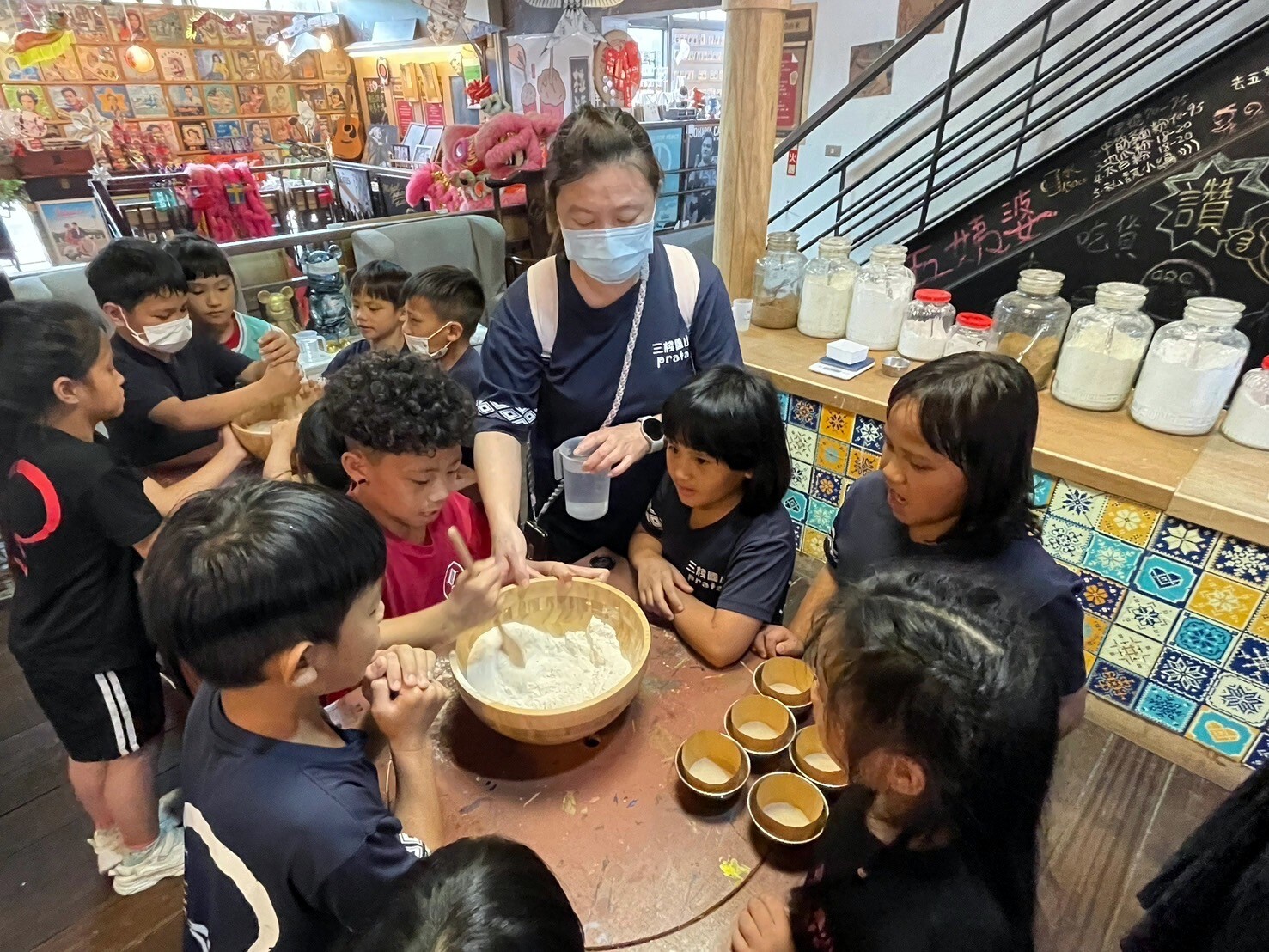 學習如何做出美味的黑糖糕
