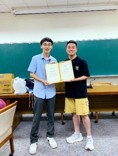 哈佛臺北書院致贈感謝狀