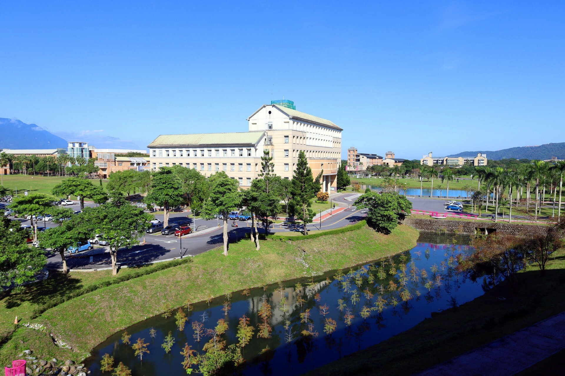 國立東華大學美麗的校園