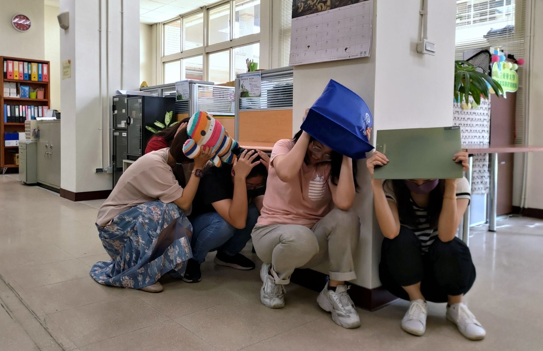 行政同仁學生活動中心疏散演練