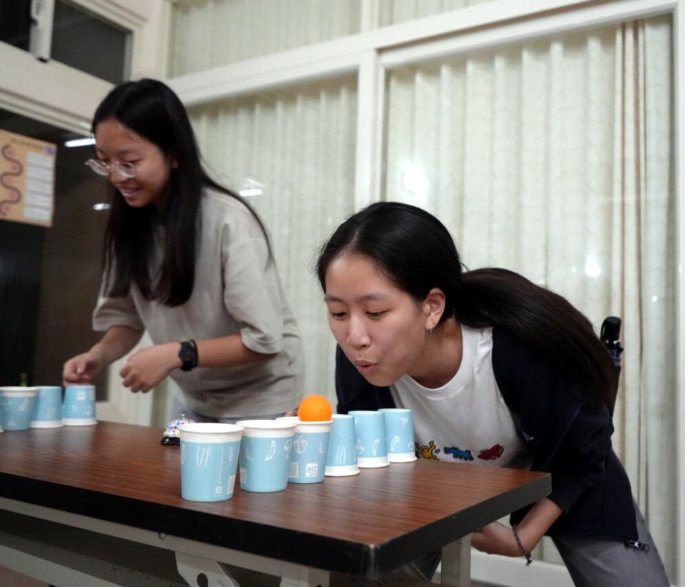 參與同學體驗闖關活動