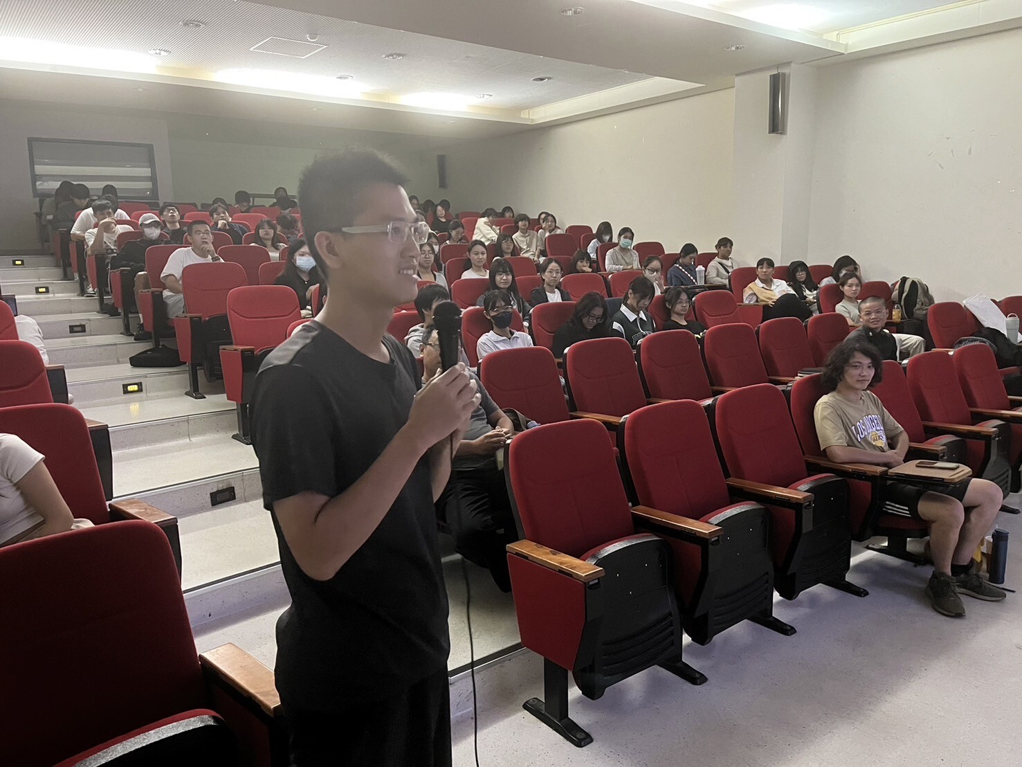 「愛深耕・彩虹生根:性別電影巡迴放映」研究生分享