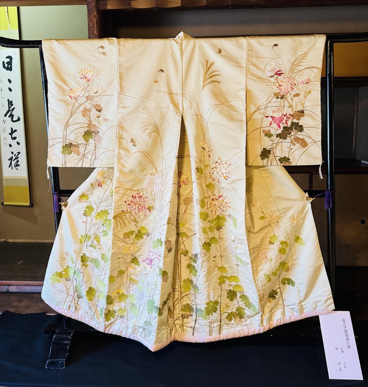 保存100多年失傳的手織作品