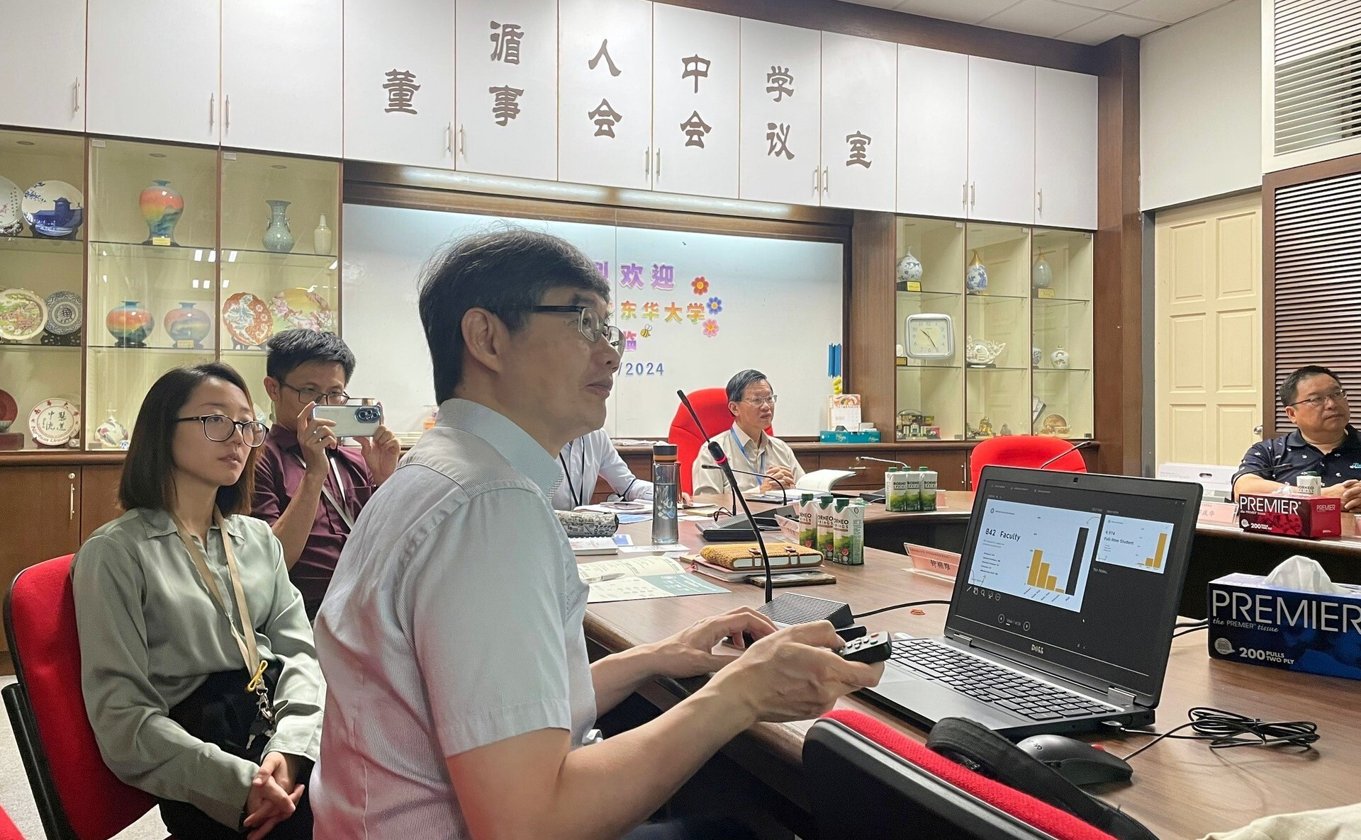 東華大學郭永綱副校長率團訪馬來西亞,介紹本校國際化校園