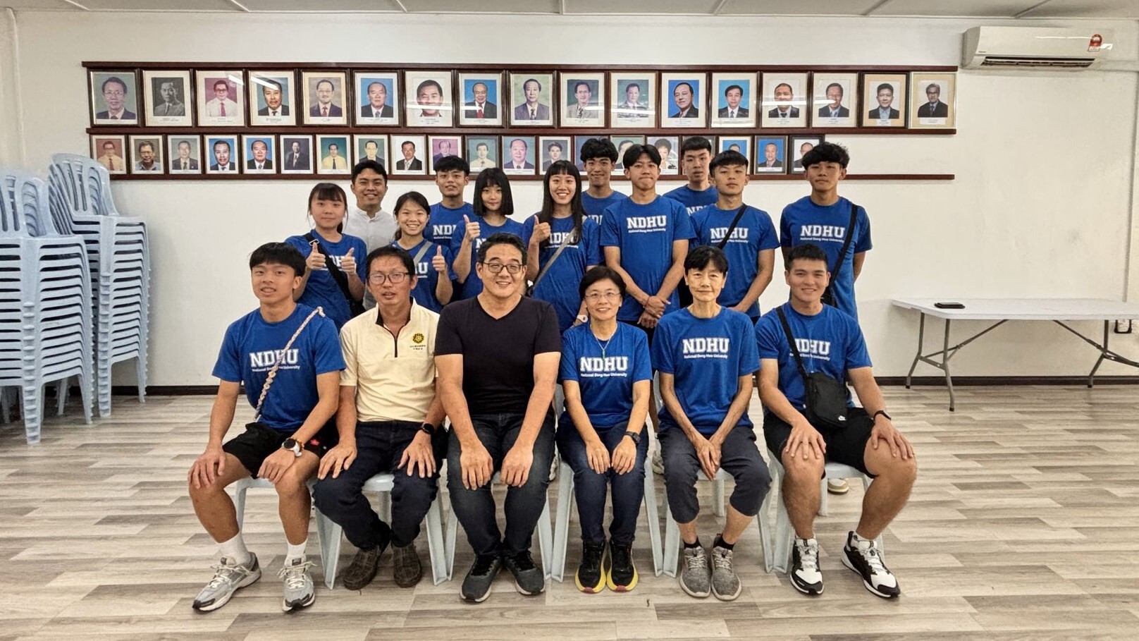 斗胡留台同學會會長李鴻儒帶領團隊參觀留台會館