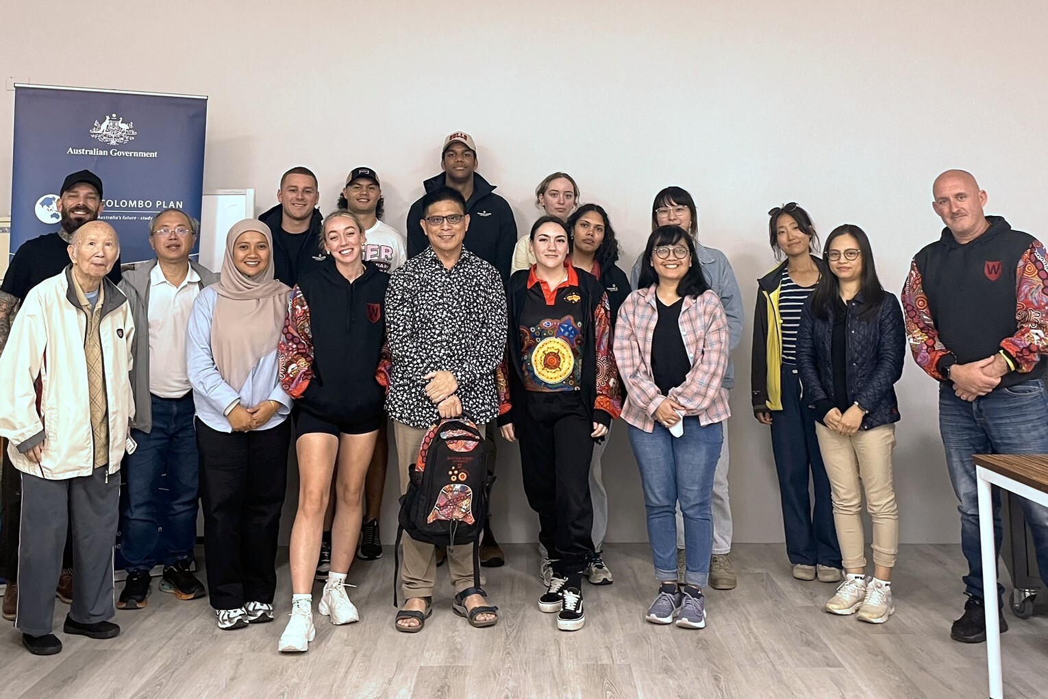 Group Photo of Faculty and Students after Professor Awi Mona's Lecture