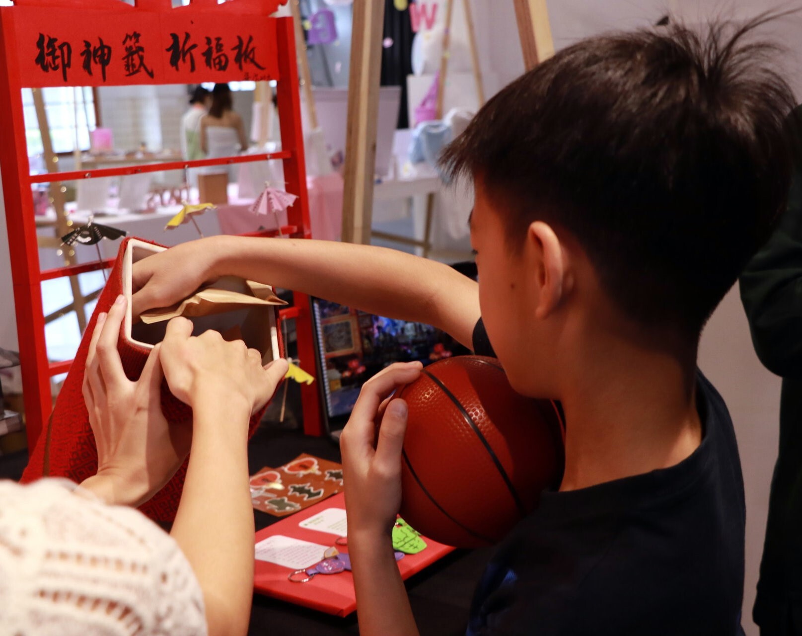 觀眾體驗展場裝置活動