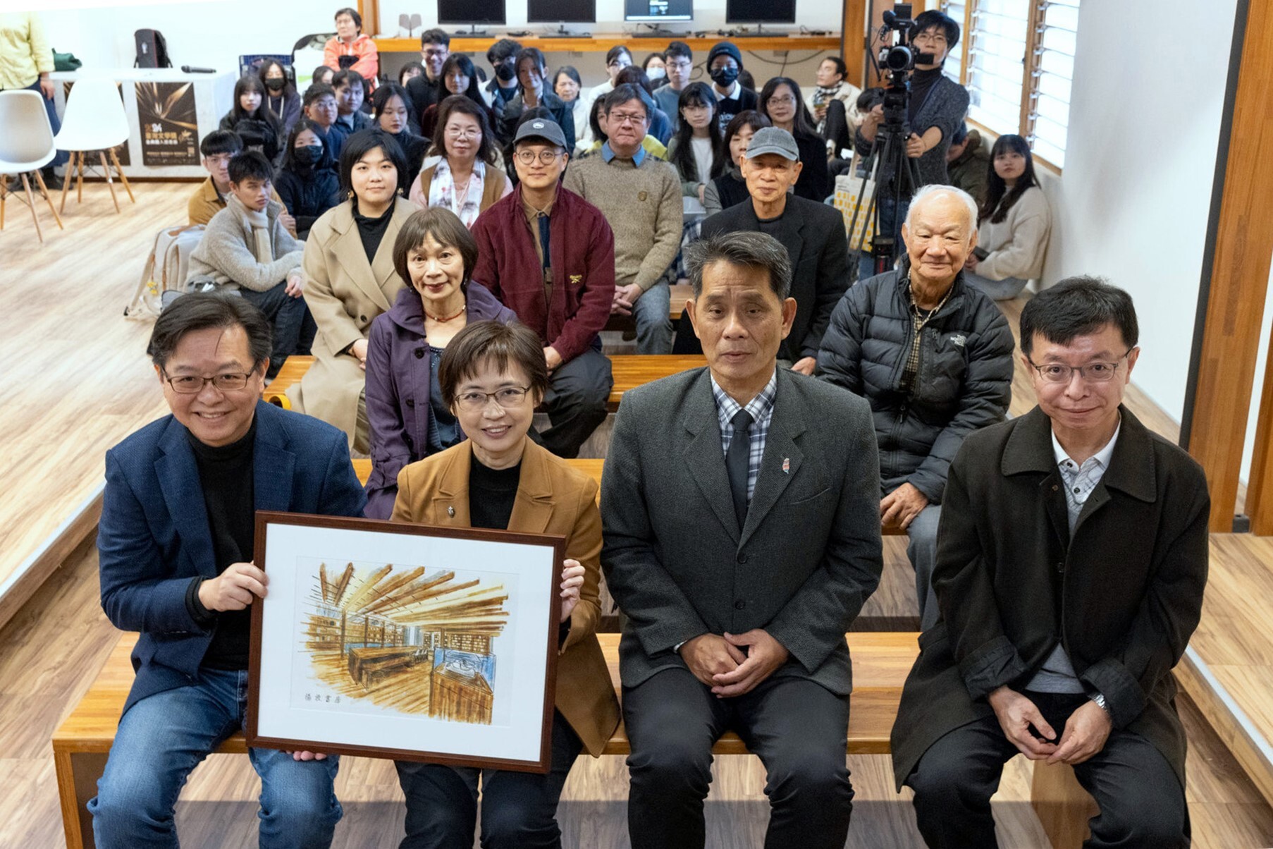 各界貴賓與與會文友大合照