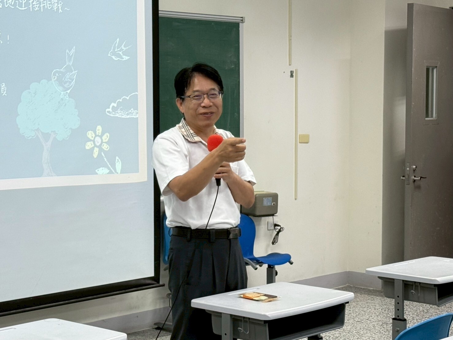 范熾文主任勉勵考生