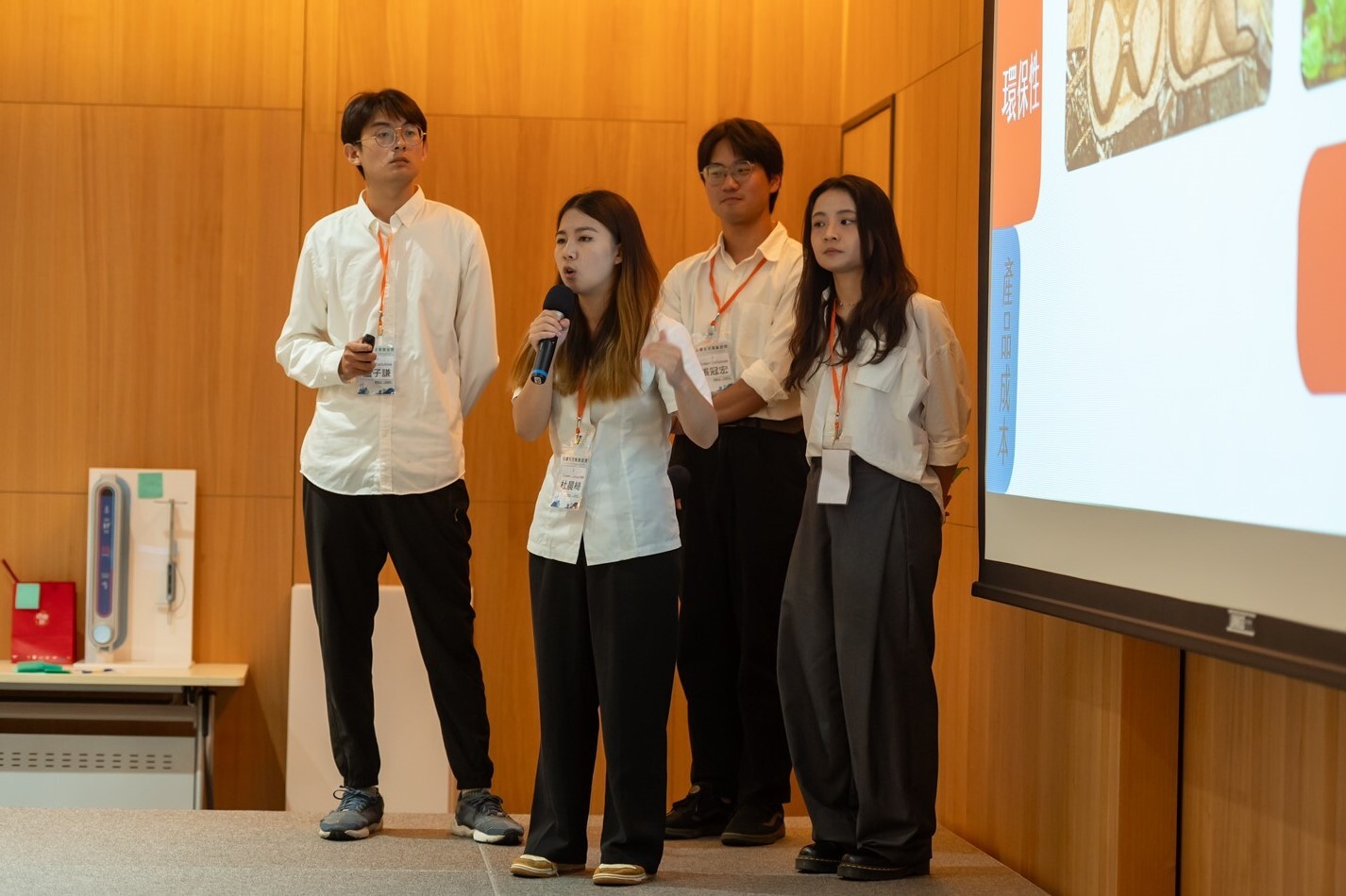 東華大學跨科系跨領域團隊「Green Cellulose」展示成果