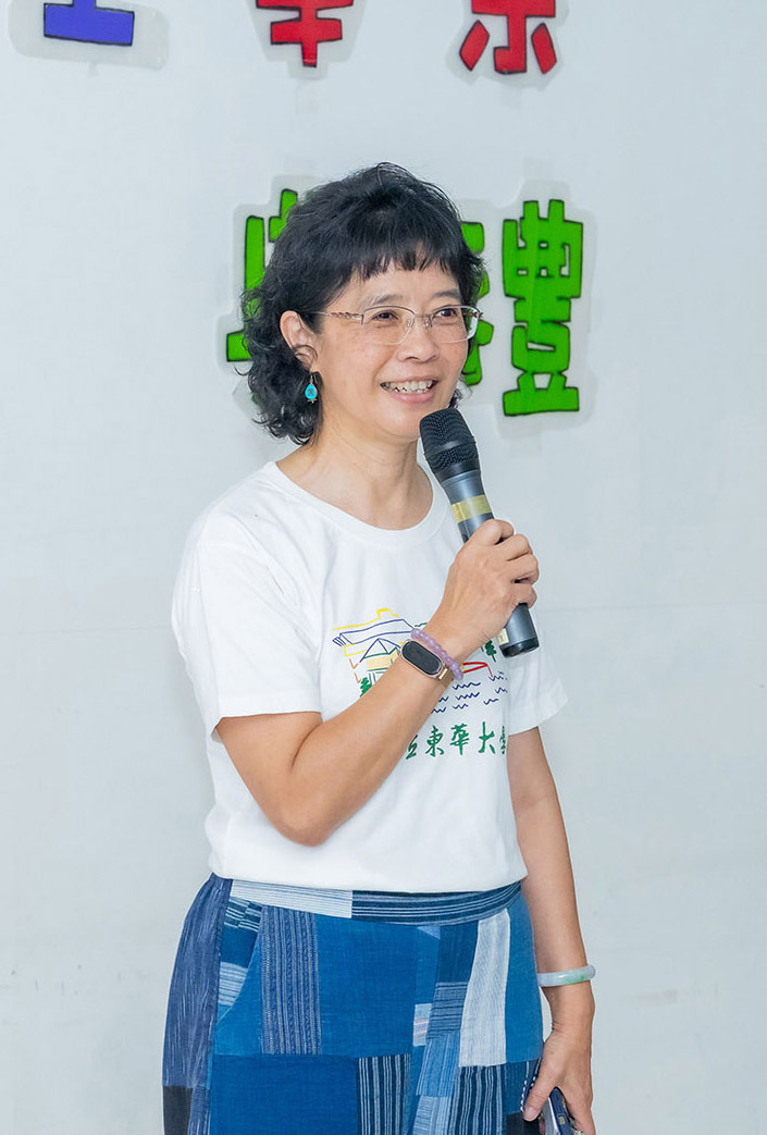 畢業典禮-營長顧瑜君老師勉勵