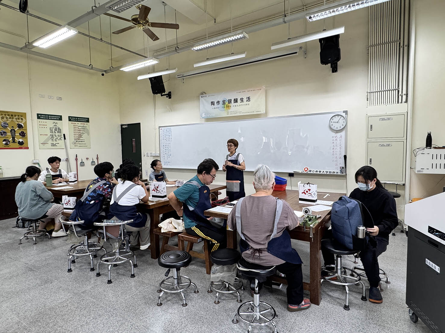 陶作金銀釀生活人才培訓營,首由林淑雅老師的金工工藝開始