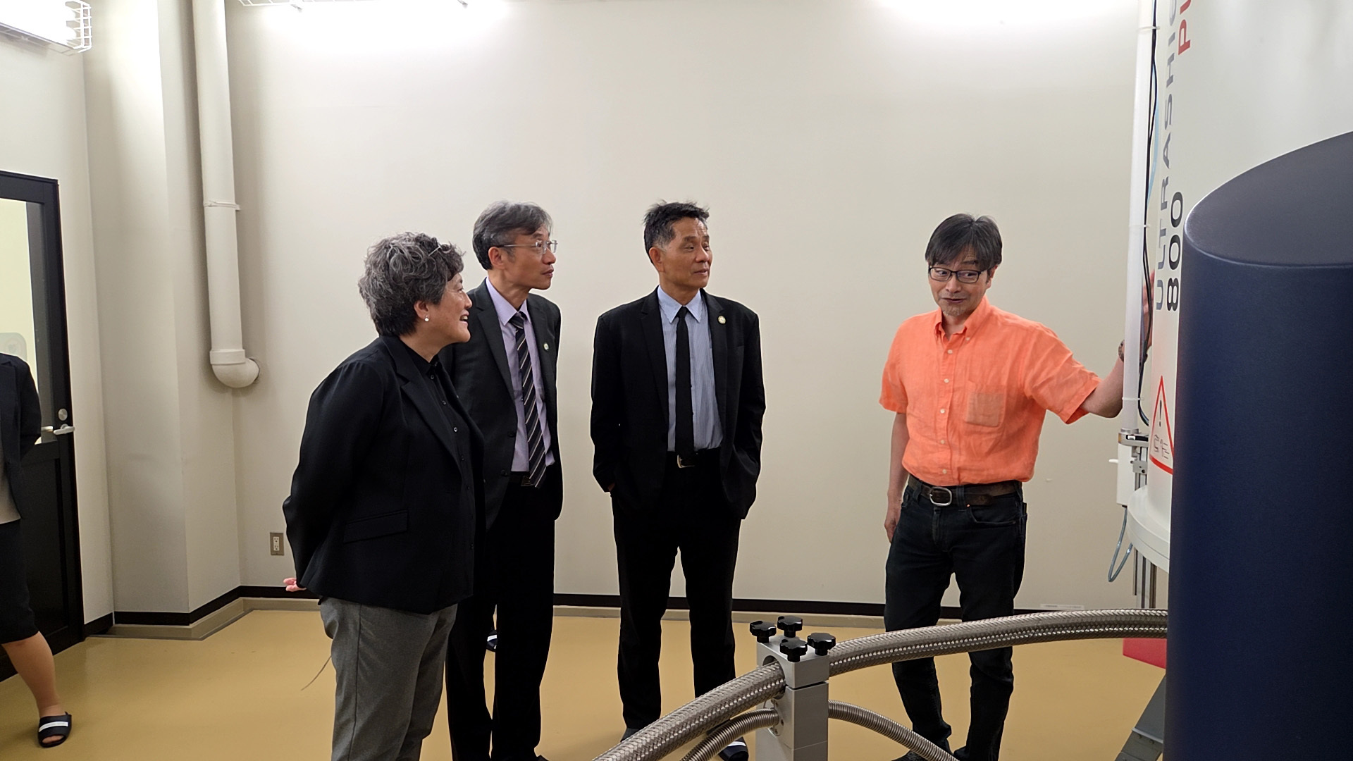 代表團參訪JAIST校園,並聆聽相關簡介