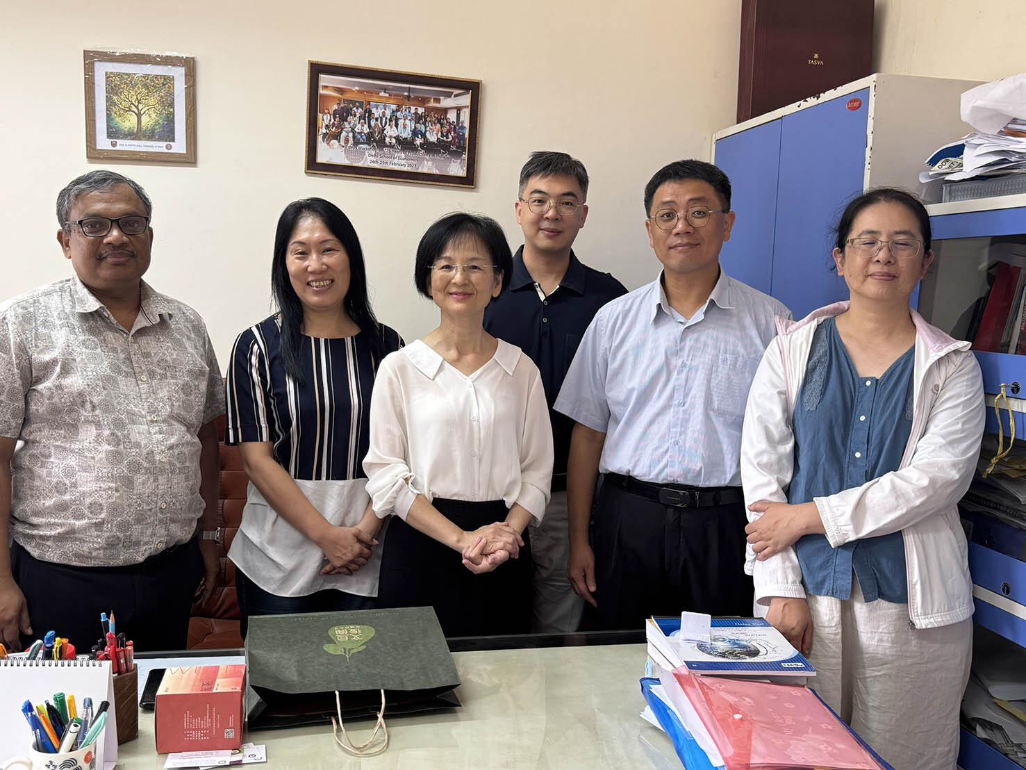 德里大學Maiti教授與本校團隊
