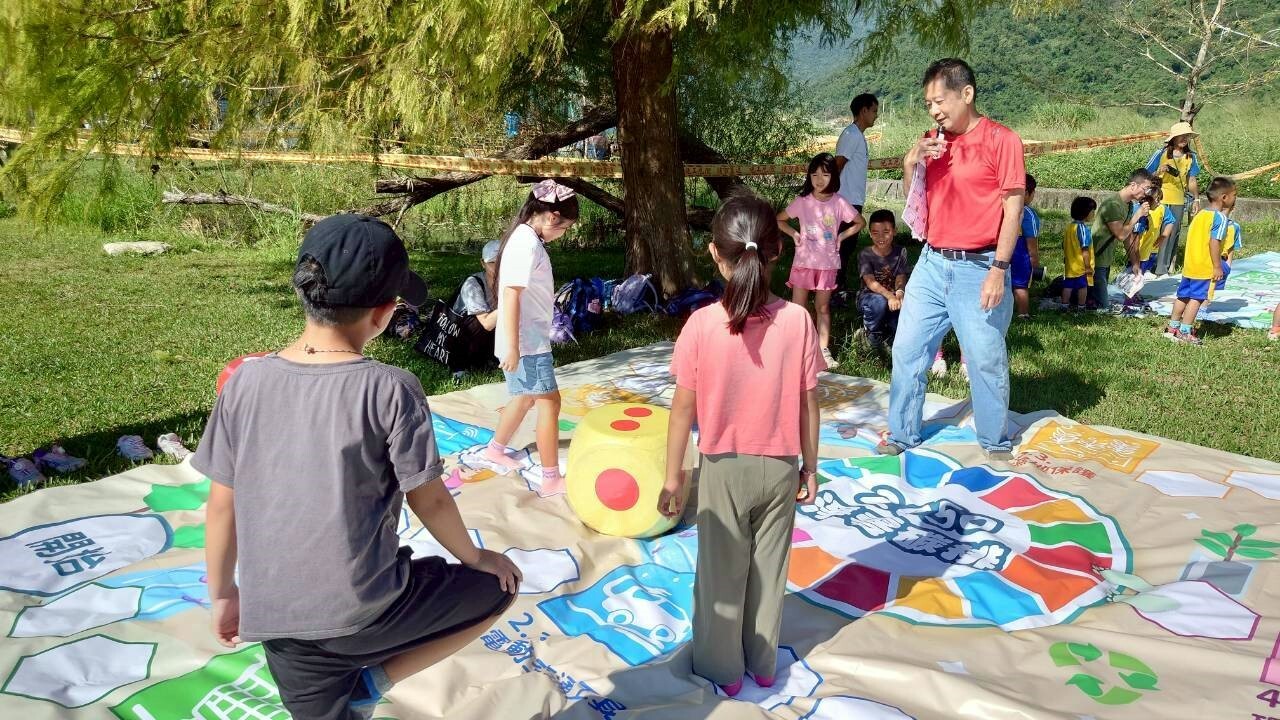 學員玩大富翁遊戲