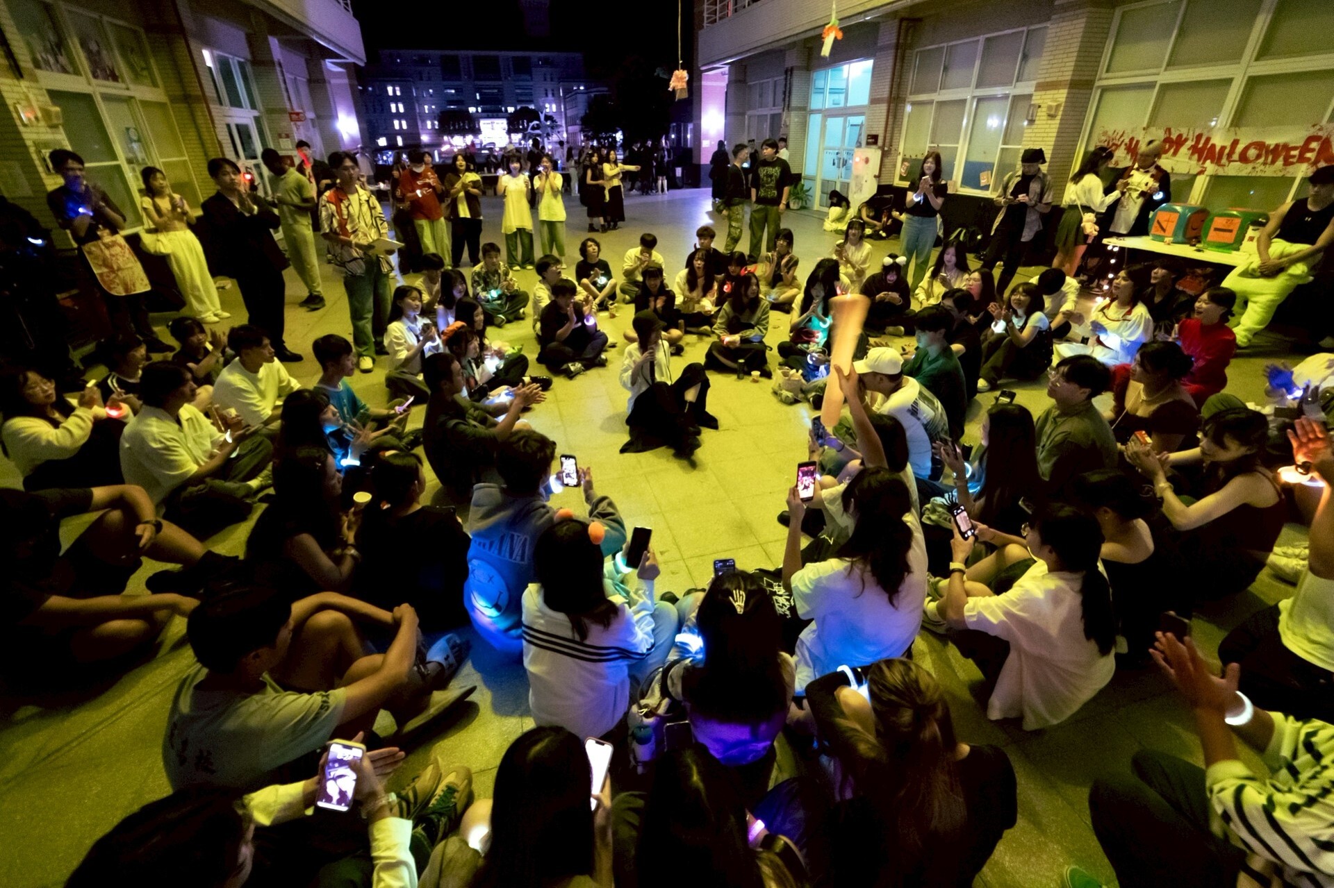 環繞藝人林潔心,齊聚音樂饗宴