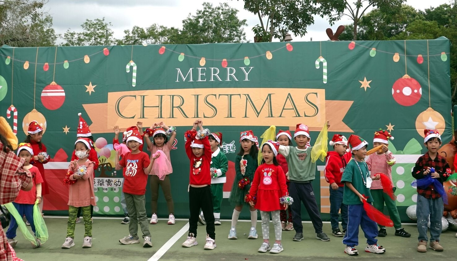 孩子們舞動他們的熱情