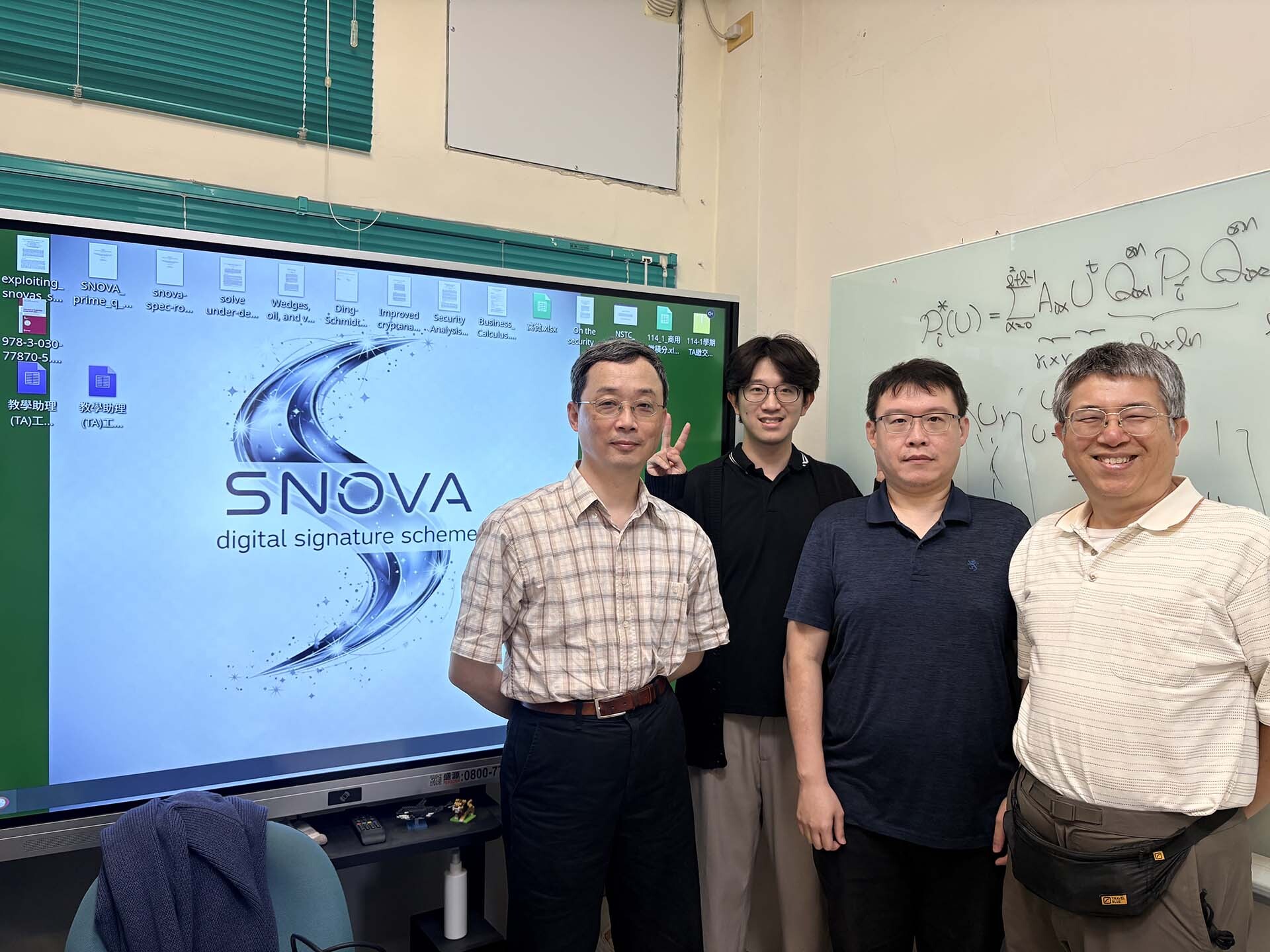 「SNOVA」團隊左起王立中、曾柏恩、官彥良、周君彥