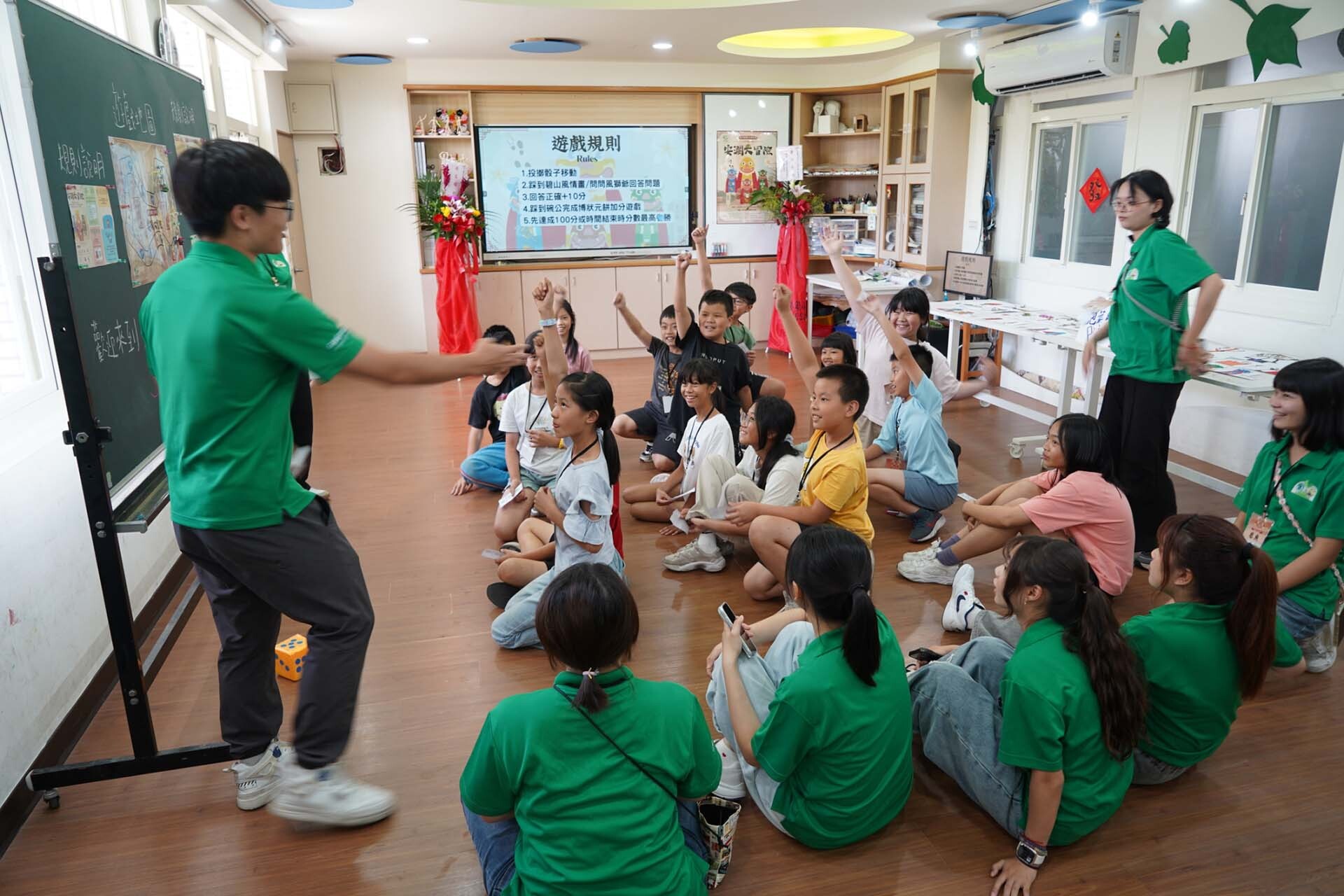 學員踴躍試玩桌遊