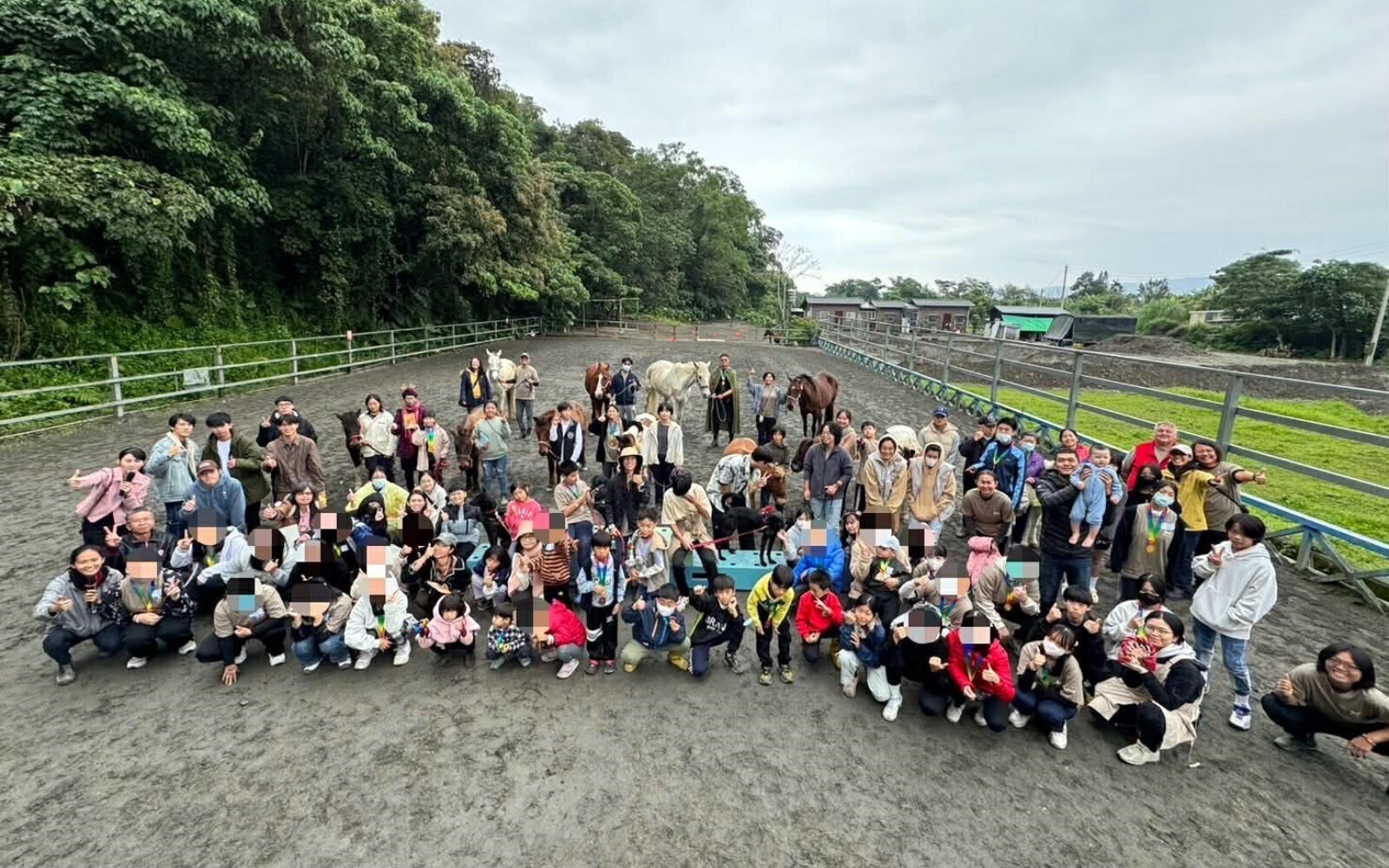 東華大學社會學系執行教育部高教深耕計畫，辦理「冬日暖陽融合運動日」，實踐大學作為社會公共力量核心精神