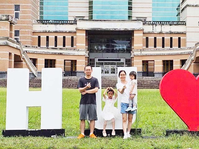 狂賀！東華大學物理學系范文維(Pham Van Duy)博士榮獲中原大學教職，二維尖端材料領域再邁新里程