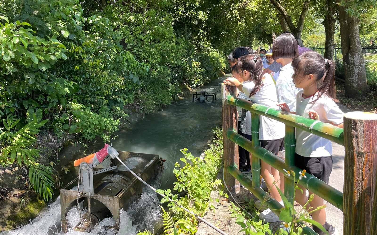東華大學舉辦「2025跨域綠能科學營」國中小學生化身小小能源探險家，推動永續教育向下扎根
