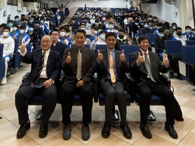 東華大學赴花蓮高中辦理招生宣傳講座成效卓著
