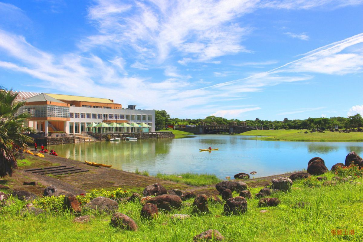 湖畔餐廳與東湖