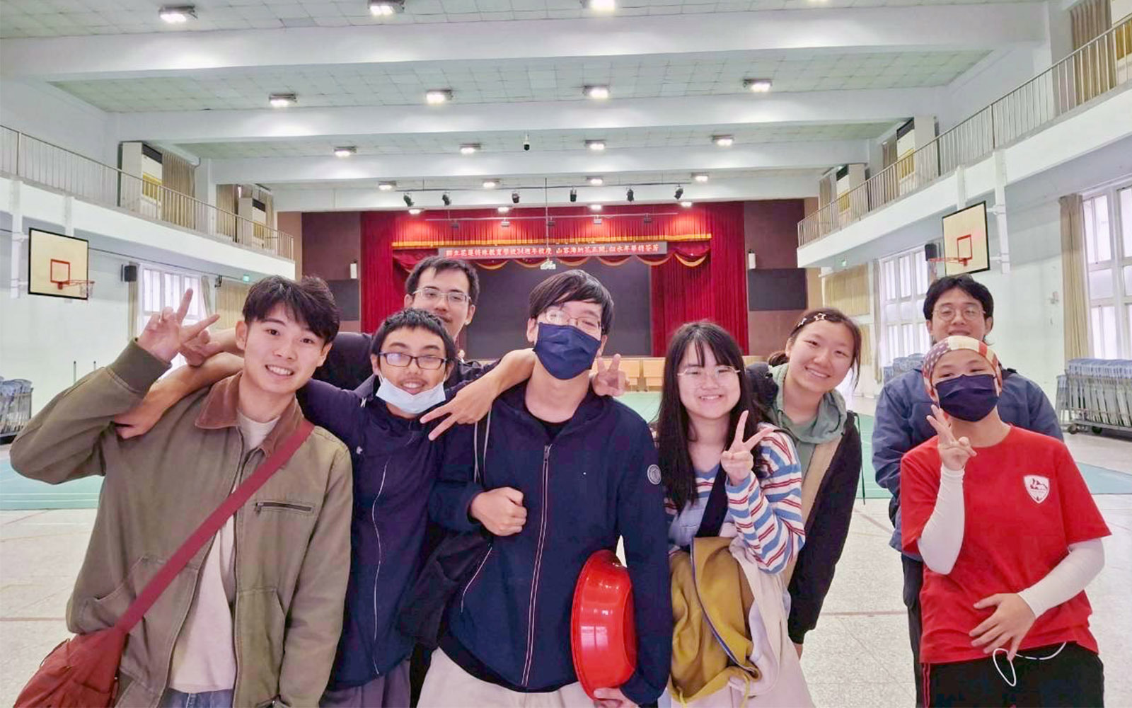 心中有愛 世界無礙