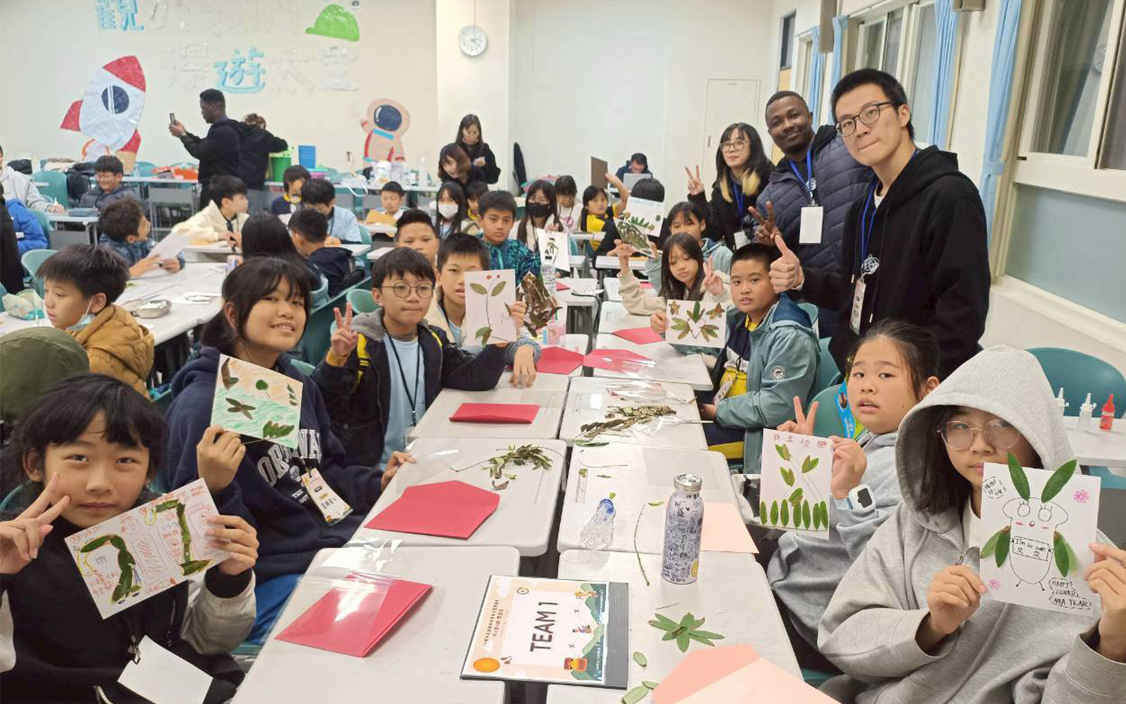 數位行銷思維翻轉雙語學習：東華數行班「Fun Quest」營隊 帶領學童從律動與自然探索中玩出英語力