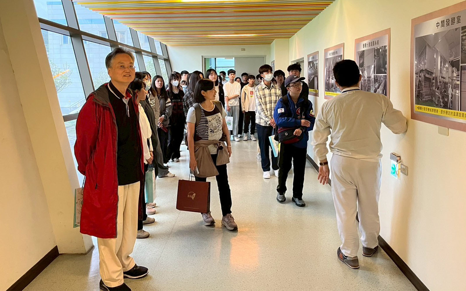 未來 有備而來-東華大學經濟學系參訪南山人壽與統一食品廠