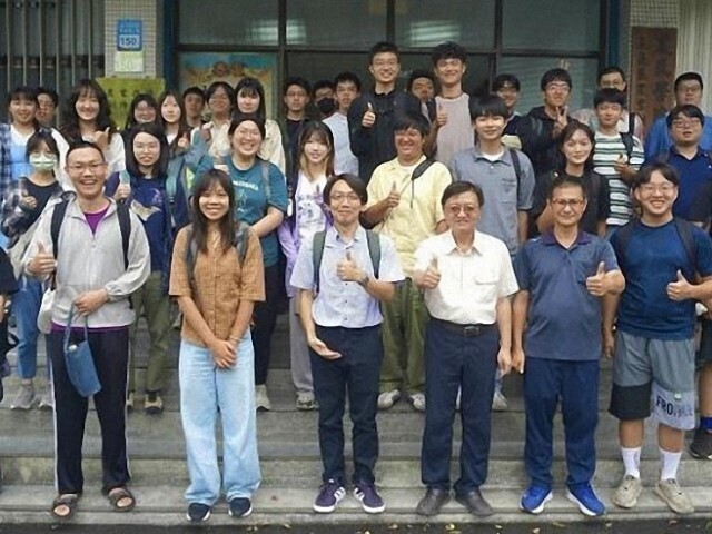 東華大學熱帶地理課程赴花蓮農改場實察，瞭解東部農業在氣候變遷下創新與調適