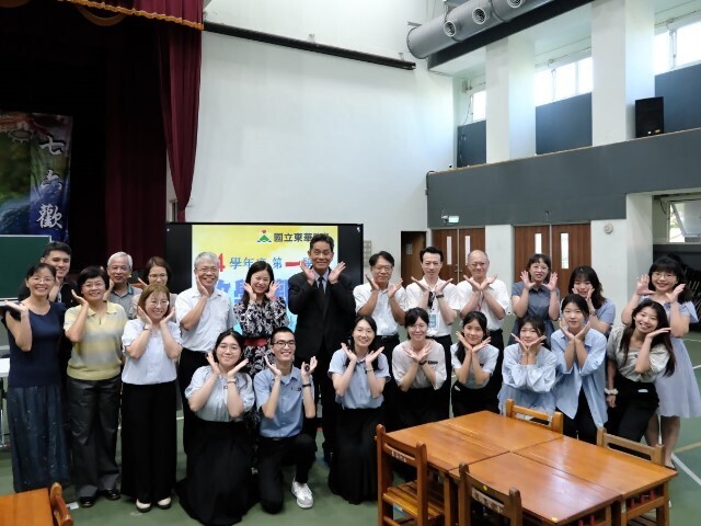 從堆疊問題探究數學規律、以定點觀察深化寫作表達，國立東華附小教學觀摩展現素養導向課程力