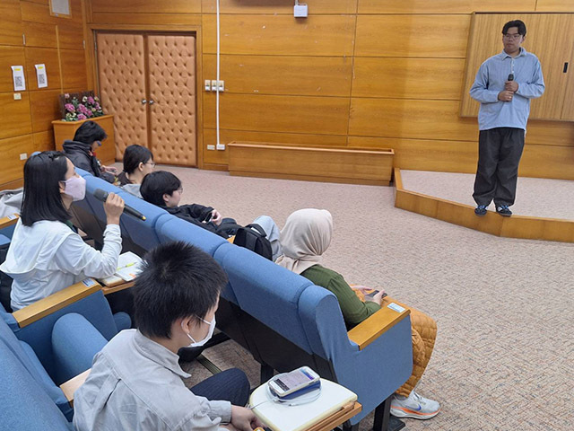 東華大學辦理留臺就業講座與履歷諮詢 協助境外生接軌臺灣職場