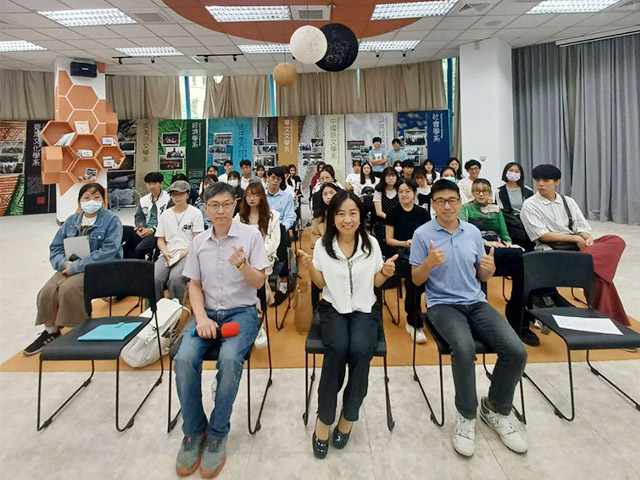 東華大學舉辦社區心理學成果展 學生走入社區 展現實踐力與專業熱情