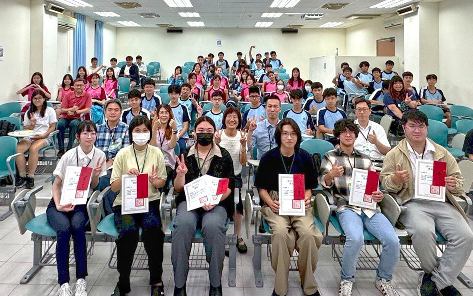 三分鐘讓科學發光!東華大學舉辦全國生科論文口說競賽東區初賽
