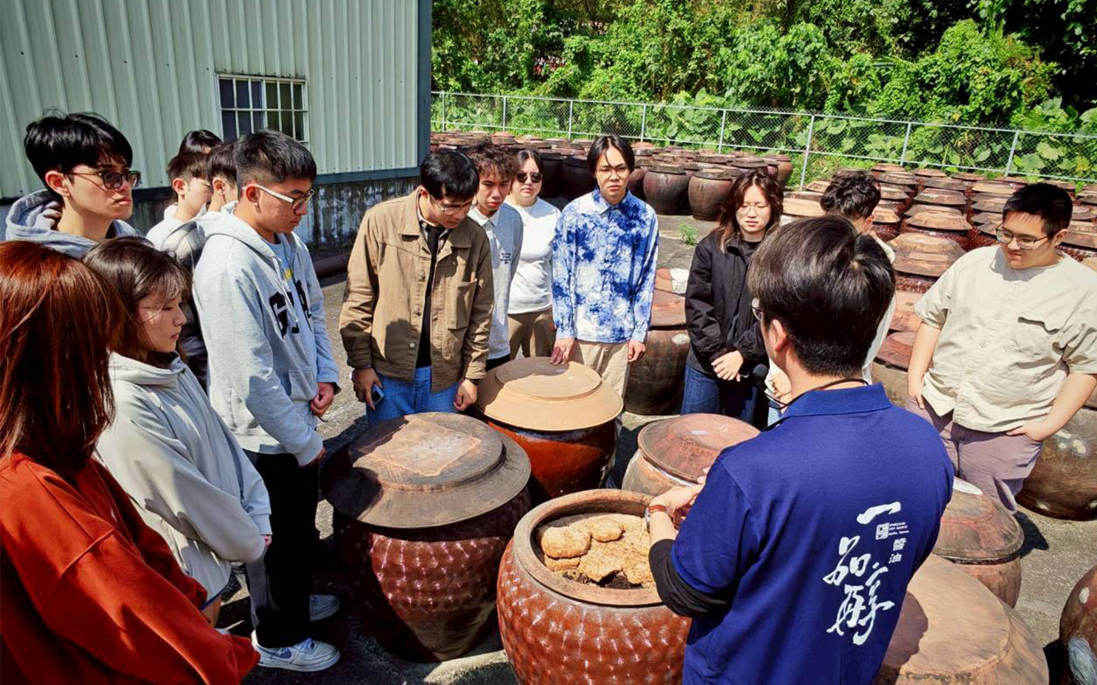 東華大學USR跨域實踐:走讀吉安醬油工藝與石材產業,激發學生在地創生思維