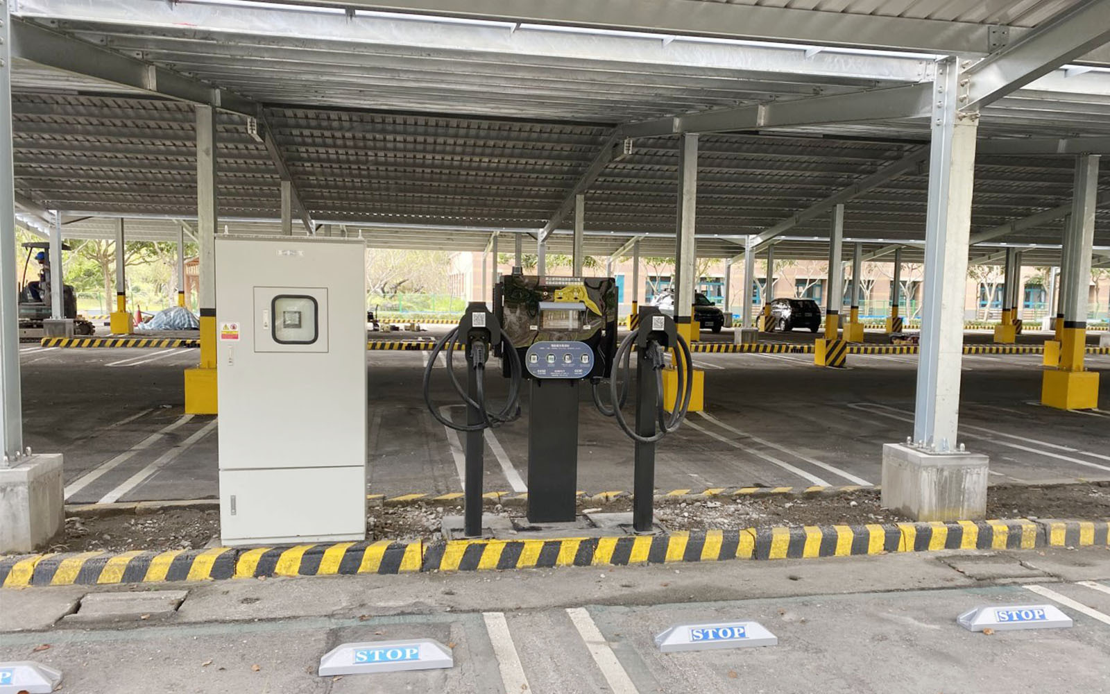 邁向2050碳中和!東華大學公共電動車充電樁2026年2月2日正式啟用