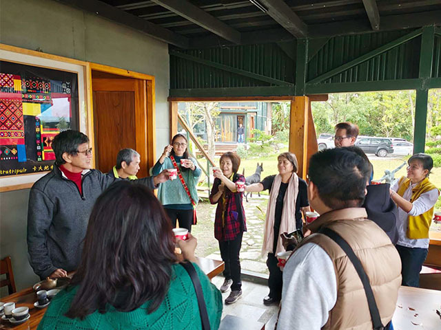 NDHU Honors YU Kan-ping with National Award for Arts  and WINHEC International Recognition