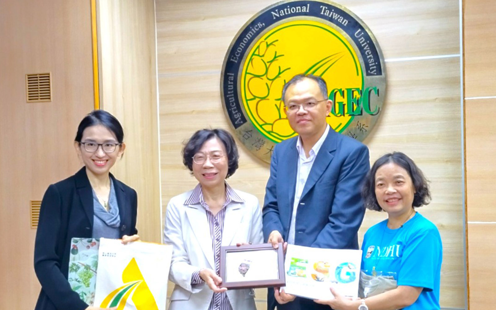扎根永續農業國際人才　東華大學與臺大農經系培育未來農業新世代